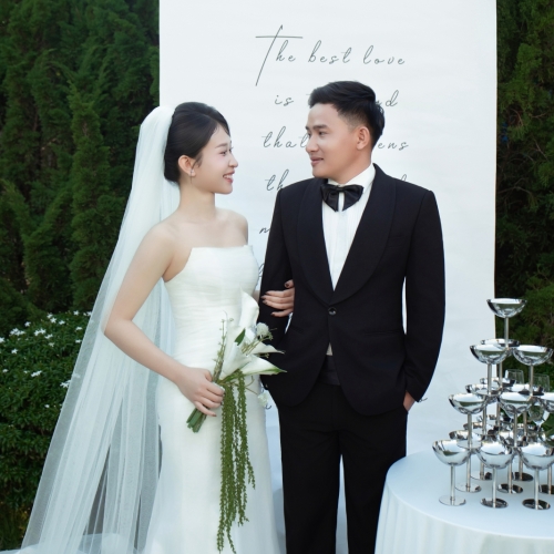 Thuy Hang - Van Chau