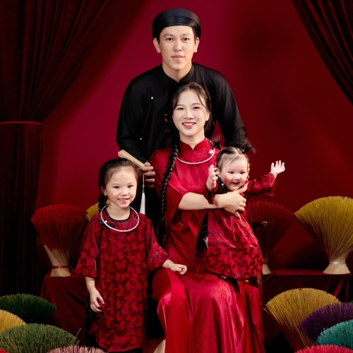 Gia đình Tuyết (2 concept)