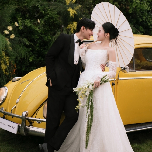 Concept xe cổ hoa tươi (phụ phí 6.5 triệu)