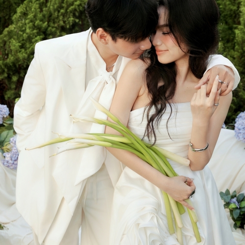 Phương - Tín (Concept Sofa Hoa Tím)